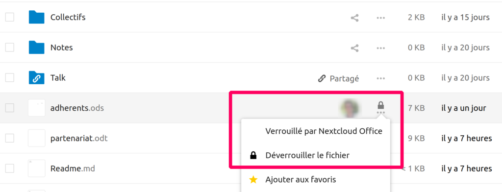 Interface Nextcloud Files, affichant un fichier portant une icône de cadenas. Des options du fichiers s'affichent, indiquant comment le fichier a été verouillé