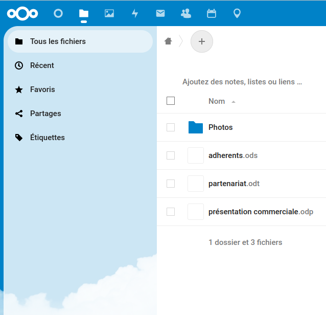 Détail des nouveautés de Nextcloud 25 (Hub 3) 2 aperçu du nouveau design arrondi des éléments de l'interface et de la translucidité du panneau latéral de gauche laissant apparaître le fond d'écran
